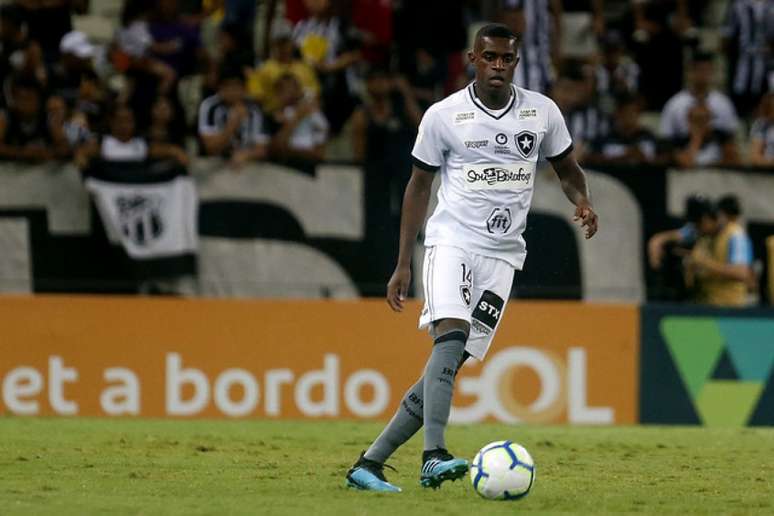 Marcelo é criado nas categorias de base do Botafogo (Foto: Vítor Silva/Botafogo)