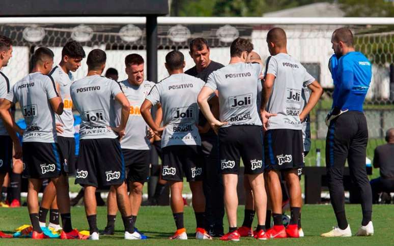 O técnico Fábio Carille iniciou a montagem do Corinthians para o jogo de sábado (Foto:Daniel Augusto Jr/Ag. Corinthians)