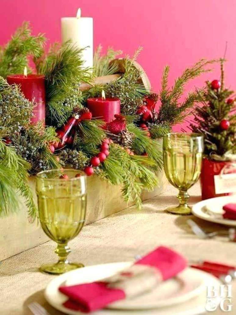 23. Mesa de natal vermelho e verde &ndash; Por: Als Group