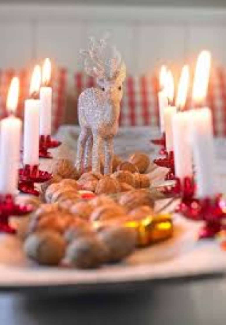 25. Decora&ccedil;&atilde;o de mesa de natal &ndash; Por: Decor F&aacute;cil