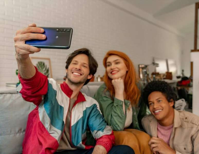 Moto G8 Play, Moto G8 Plus e Motorola One Macro chegam ao Brasil