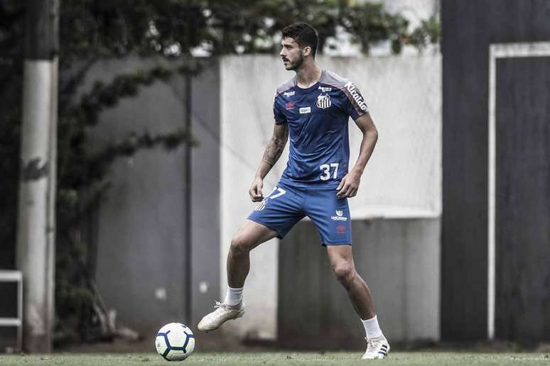 Santos ainda tenta permanência de Gustavo Henrique (Ivan Storti/SFC)