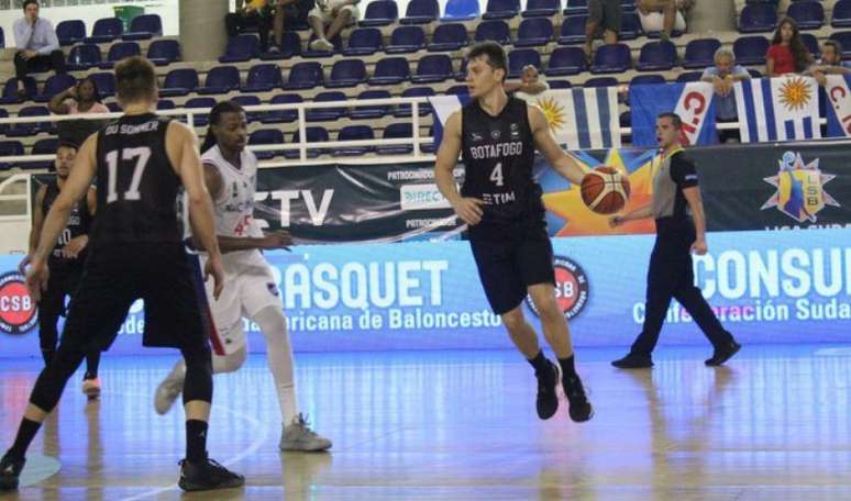 Botafogo foi o último a se classificar para a fase semifinal da disputa (Foto: Consubasquet)