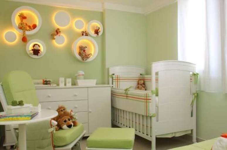 36. Enfeites para quarto de bebê com nichos iluminados – Por: Graziela