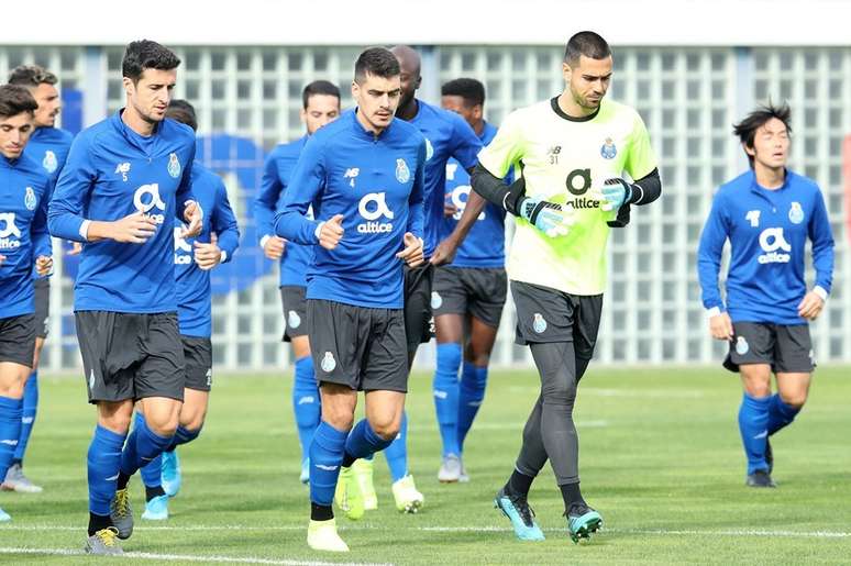 Porto tenta vencer para assumir a liderança da competição nacional (Foto: Reprodução/Facebook)