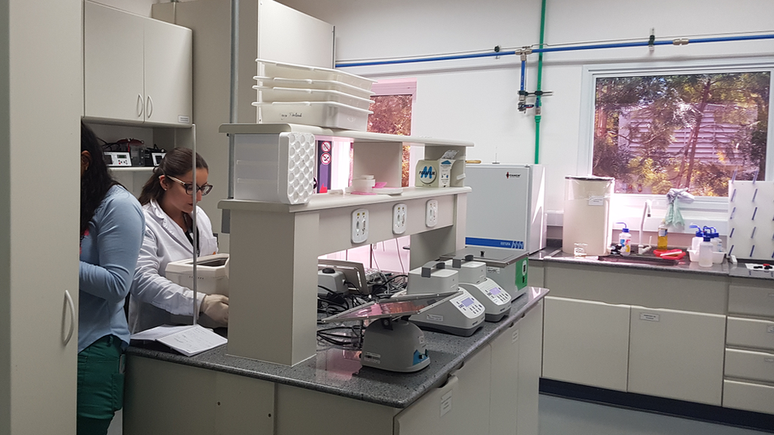 Presidente do sindicato que representa indústrias farmacêuticas diz que outros países têm mais tradição em 'vender' seus estudos em busca de financiamento