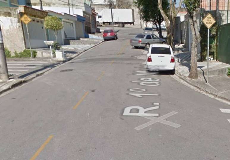 Rua em São Bernardo onde uma criança morreu com uma mordida de cachorro