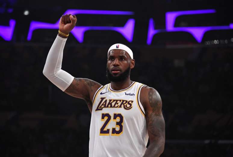 LeBron James durante partida do Los Angeles Lakers contra o Golden State Warriors, em Los Angeles
16/10/2019 Kirby Lee-USA TODAY Sports 