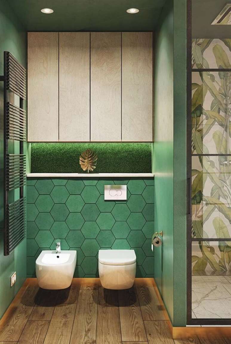 18. Spot de luz embutido para ilumina&ccedil;&atilde;o do banheiro. Fonte: Ideias Decor