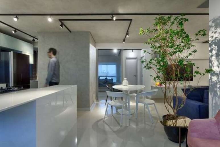 36. Projeto luminot&eacute;cnico conta com Spot de trilho. Fonte: Lugar Certo Minas Gerais