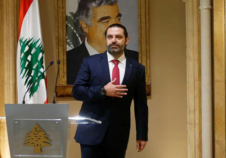 Premiê libanês, Saad al-Hariri, depois de fazer pronunciamento em Beirute 29/10/2019 REUTERS/Mohamed Azakir