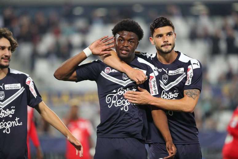 Josh Maja abriu o placar para o Bordeaux contra o Dijon (Foto: Reprodução/Twitter)