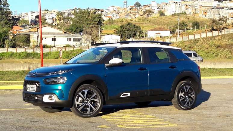 O design com o teto branco &eacute; marcante no Cactus Shine.