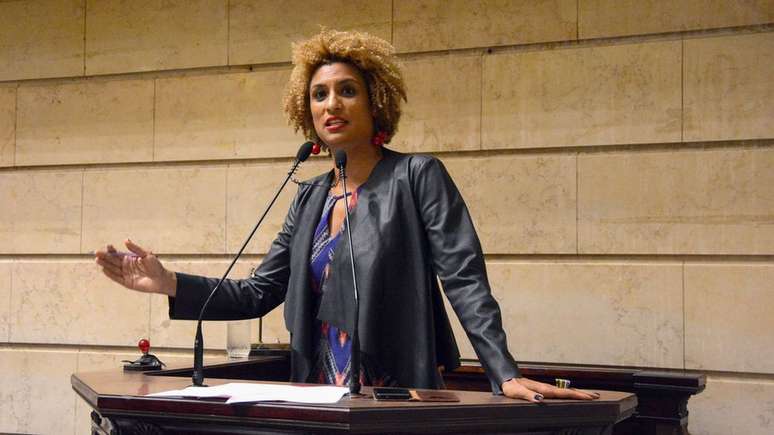 Marielle Franco em foto de 2018; ela e o motorista Anderson Gomes foram assassinados em março daquele ano