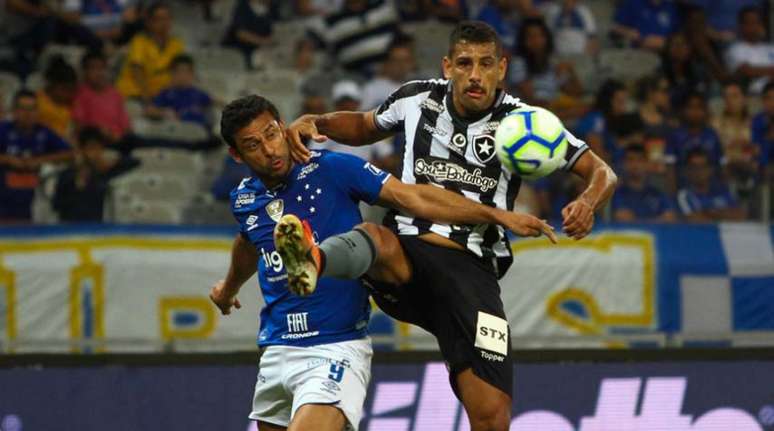 No primeiro jogo, empate em 0 a 0 (Foto: Fernando Michel)