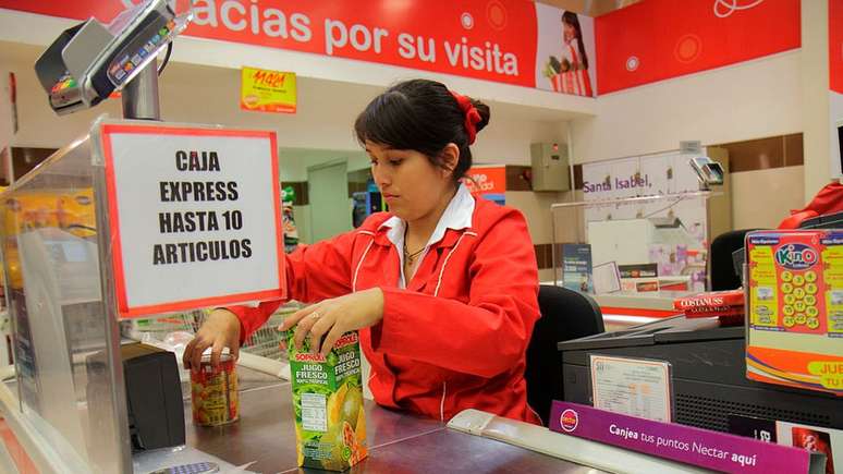 Em 2000, 30% da população chilena vivia com U$ 5,50 por dia. Já em 2017 essa taxa era de apenas 6,4%.