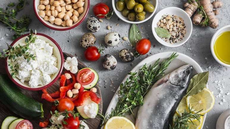 Segundo estudos, a dieta mediterrânea diminui os riscos de desenvolver Alzheimer