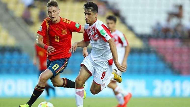 Espanha superou o Tajiquistão por 5 a 1