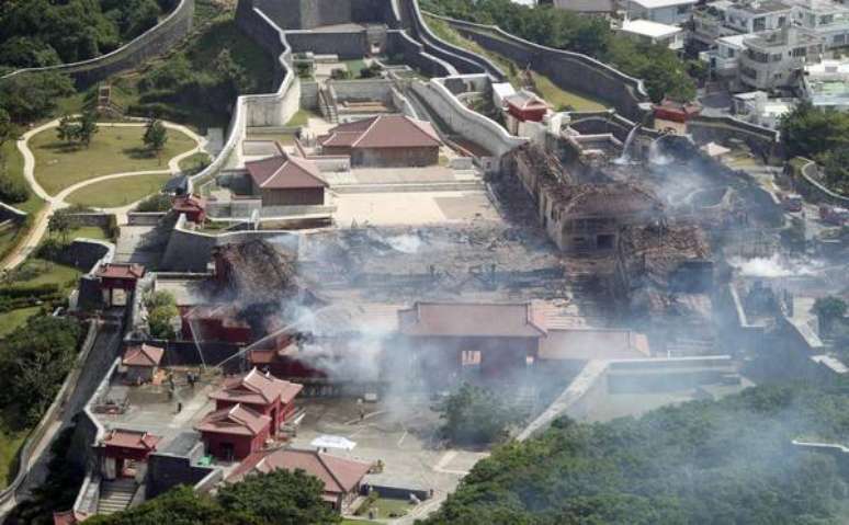 Incêndio destrói Castelo de Shuri, patrimônio mundial