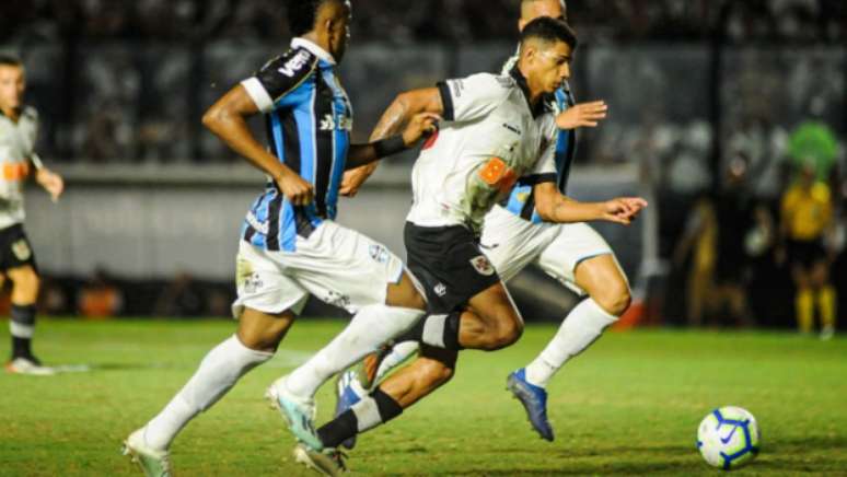 Marrony correu bastante, mas teve pouco espaço contra o Grêmio (Allan Carvalho/AM Press/Lancepress!)
