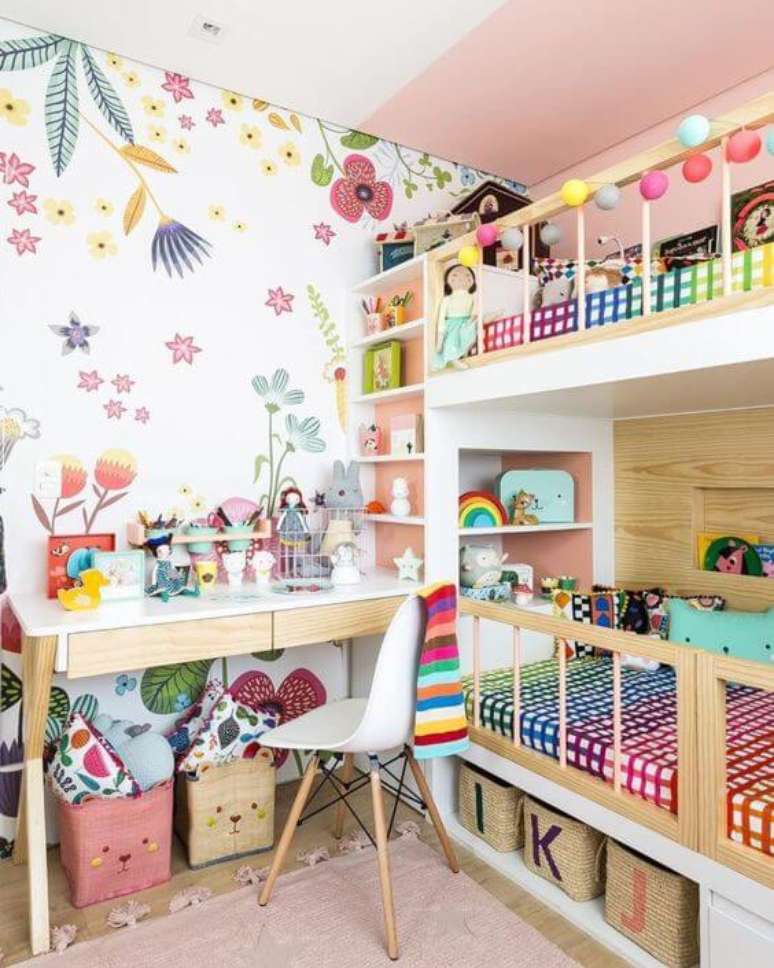 22. Cadeira para quarto infantil neutra para quarto colorido – Por: Tua Casa