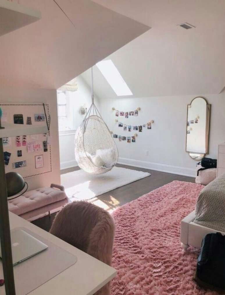 39. Cadeira para quarto feminino rosa – Por: Wes Loucas Blog