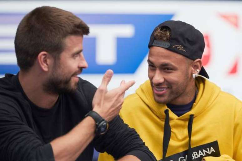 Elenco do Barça sugeriu reduzir salário por volta de Neymar
