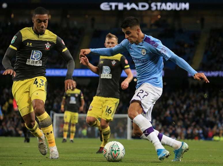 City e Southampton nesta semana pela Copa da Liga (Foto: AFP)