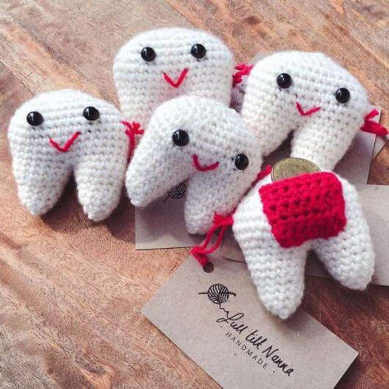 70. Lembrancinhas de formatura de amigurumi – Por: Pinterest