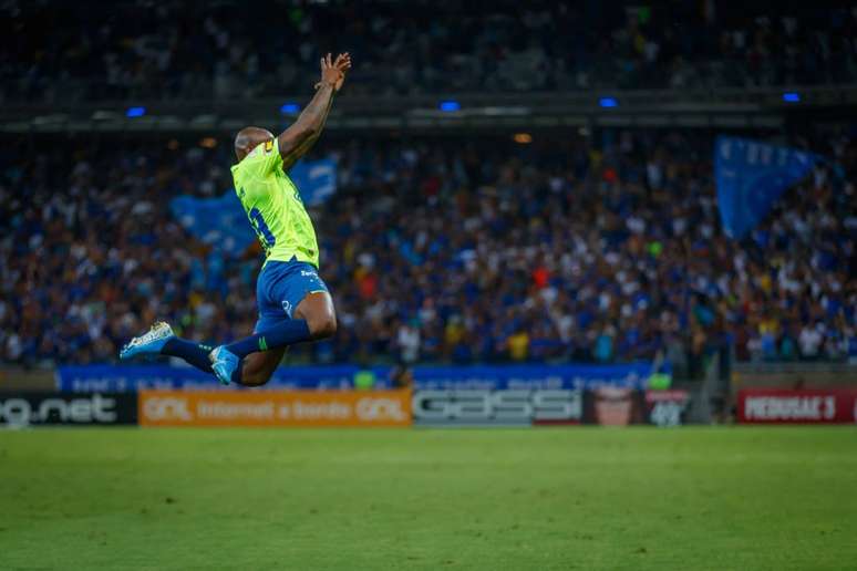 Sassá garantiu o empate ao Cruzeiro (Foto: Vinnicius Silva/Cruzeiro)