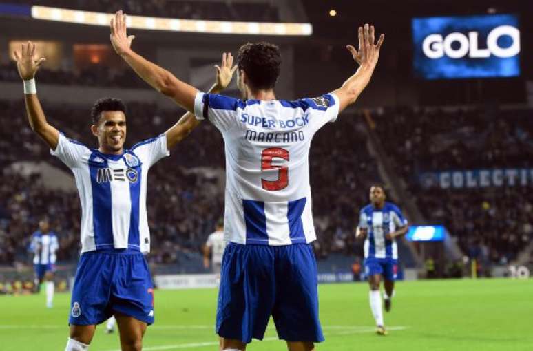 Gol de Marcano foi o único na noite de domingo em Porto (MIGUEL RIOPA / AFP)