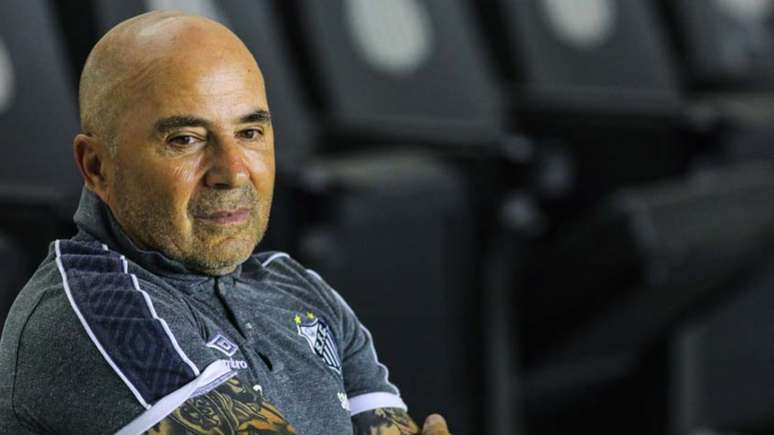 Sampaoli aprova Sánchez e Evandro juntos no meio-campo (Foto: Marcello Fim/Zimel Press/Lancepress!)