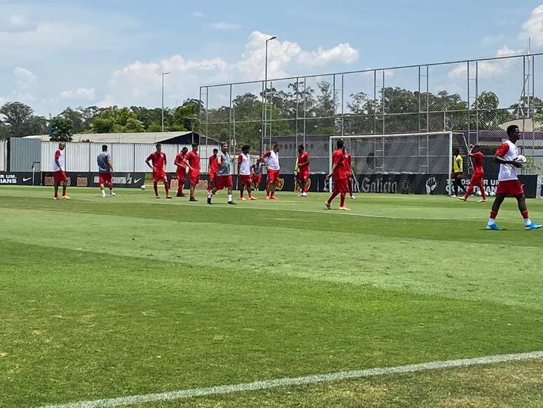 CRB busca vitória para encostar no G4 da Série B (Foto: CRB)