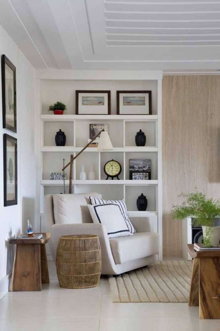 40. O porcelanato l&iacute;quido tamb&eacute;m pode ser s&oacute;brio. Foto: Decor F&aacute;cil