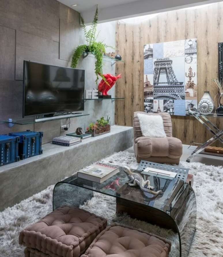 43. Poltronas para sala de tv em tom neutro se mistura na decora&ccedil;&atilde;o do ambiente. Fonte: Gazeta do Povo