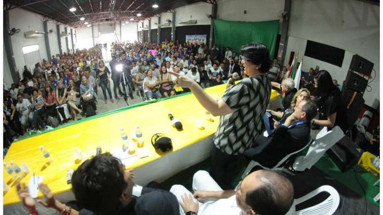 A ministra da Mulher, da Família e dos Direitos Humanos, Damares Alves, no lançamento do Abrace o Marajó, em Breves (PA): "Nós temos que levar uma fábrica de calcinhas para a ilha do Marajó, gerar emprego lá"