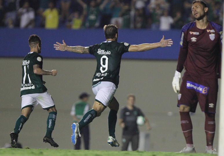 Rafael Moura tem quatro gols nos últimos quatro jogos (Foto: Reprodução/Twitter)