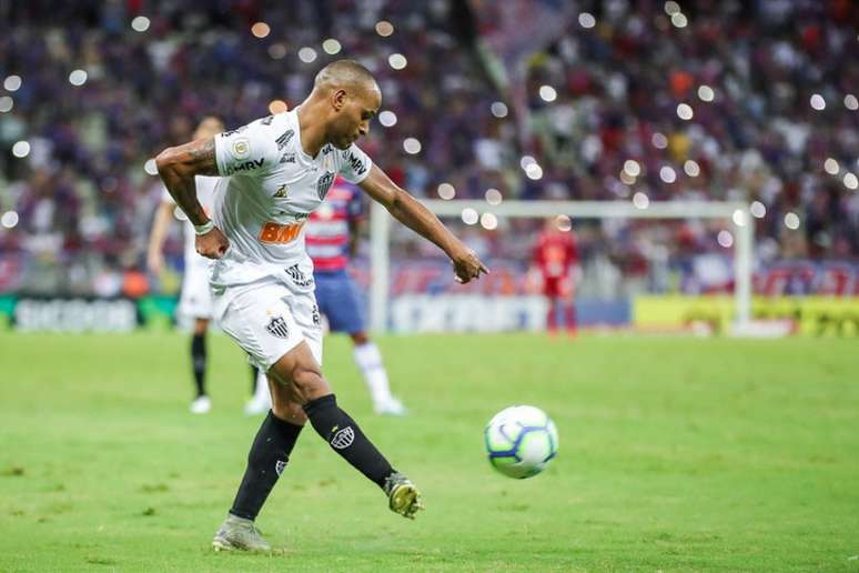 O lateral-direito fez um golaço contra o Fortaleza e espera que o time reconquiste a torcida atleticana- (Foto: Bruno Cantini / Atlético)