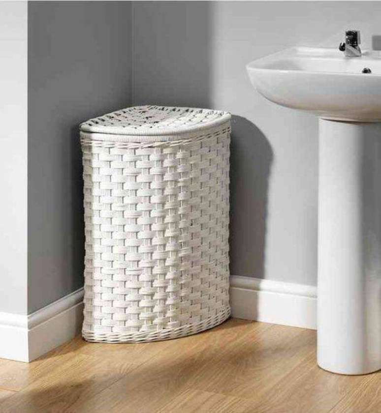 7. O cesto organizador a ser usado no banheiro precisa der muito resistente &agrave; umidade. Foto: Mark and Spencer