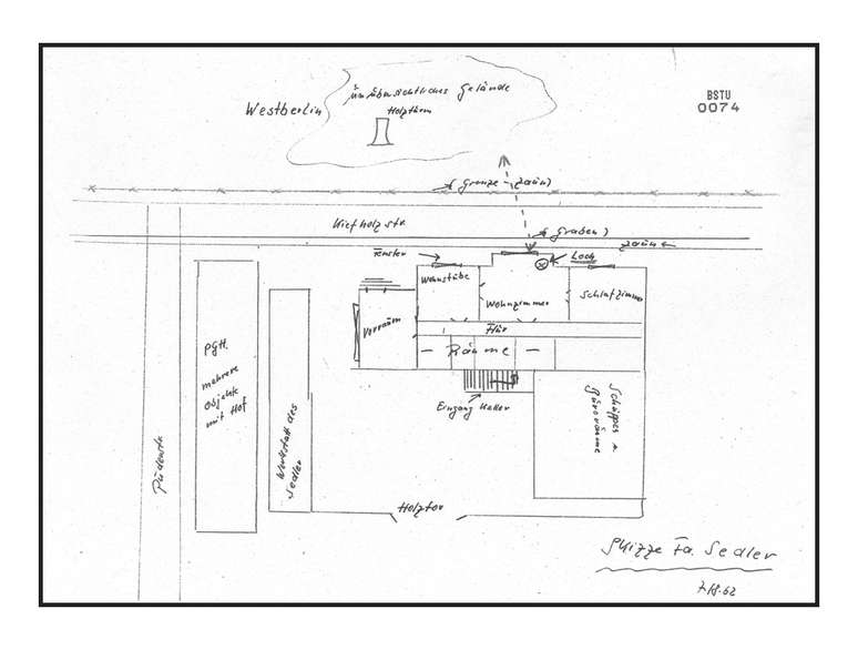 Um dos esbo&ccedil;os da empreitada sob o muro