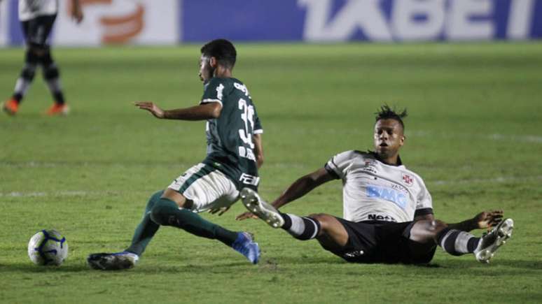 Palmeiras venceu o Vasco por 2 a 1, em São Januário (Foto: Paulo Sergio/Agencia F8/Lancepress!)