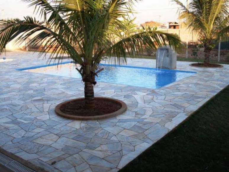 10. Pedra mineira caco para piscina &ndash; Por: Para&iacute;so das pedras