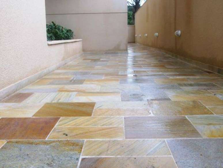 34. A pedra serrada mineira para o quintal &ndash; Por: OLC