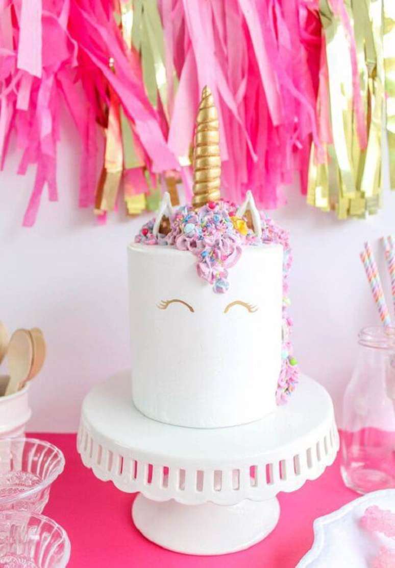 77. Modelo fake de bolo unic&oacute;rnio super delicado. Fonte: Etsy