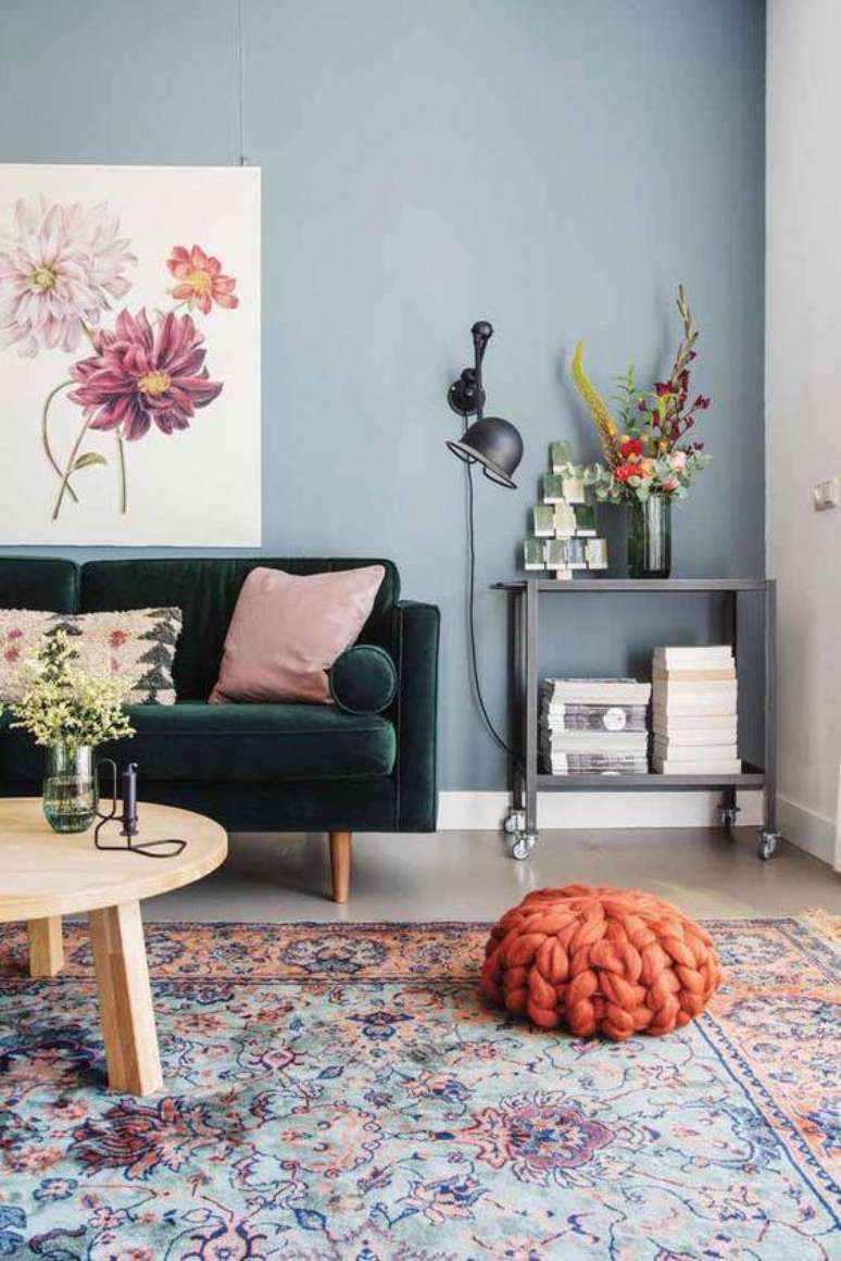 36. Parede azul para sala de estar &ndash; Por: Decor F&aacute;cil