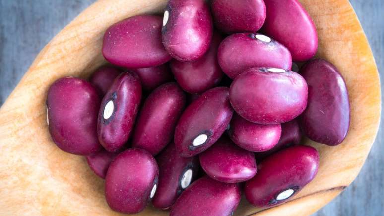 Feij&atilde;o vermelho, sem processo de cozimento adequado, tamb&eacute;m pode ser prejudicial &agrave; sa&uacute;de