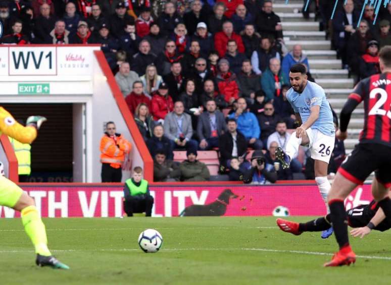 Mahrez é um dos destaques do City (Foto: Reprodução)