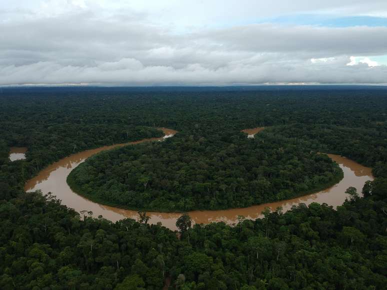 Rio Itacoa&iacute; na regi&atilde;o da Terra Ind&iacute;gena Vale do Javari, em Atalaia do Norte (AM); funcion&aacute;rios de quatro bases da Funai na regi&atilde;o afirmam que v&atilde;o paralisar as opera&ccedil;&otilde;es de controle e fiscaliza&ccedil;&atilde;o da entrada e sa&iacute;da do territ&oacute;rio