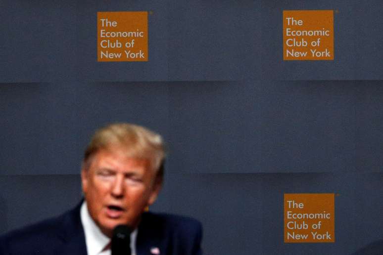 Trump fala no Clube Econômico de NY 12/11/2019 REUTERS/Tom Brenner