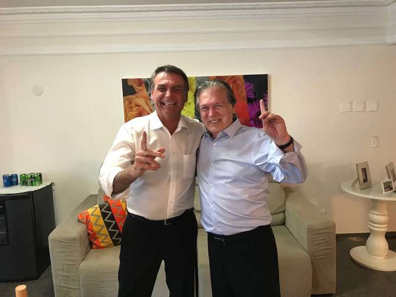 Bolsonaro e Luciano BIvar